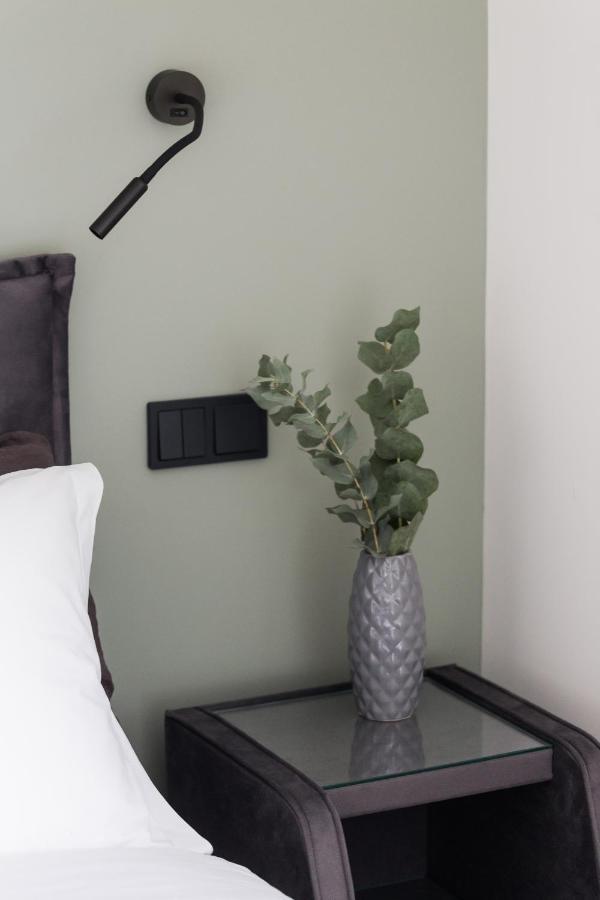 12 Reasons Why Metaxourgeio Aparthotel Athens Ngoại thất bức ảnh