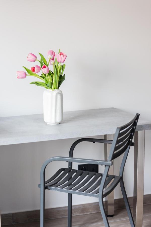 12 Reasons Why Metaxourgeio Aparthotel Athens Ngoại thất bức ảnh