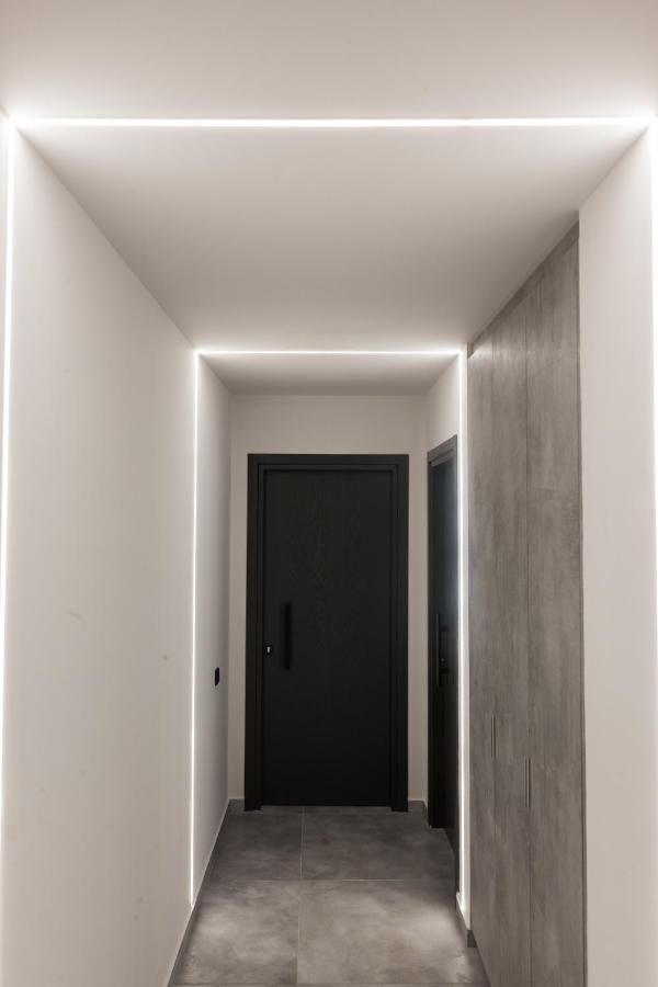 12 Reasons Why Metaxourgeio Aparthotel Athens Ngoại thất bức ảnh