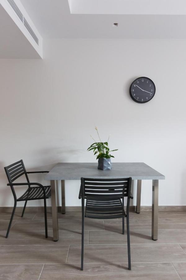 12 Reasons Why Metaxourgeio Aparthotel Athens Ngoại thất bức ảnh